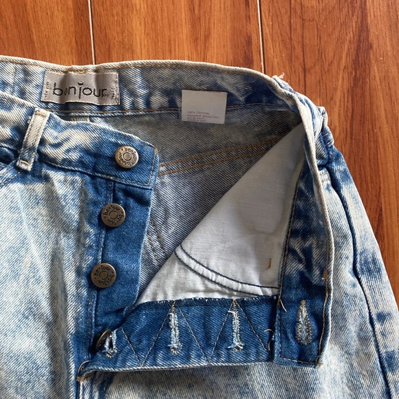 Vintage Acid Wash High Rise Jeans - Picture 3 of 9